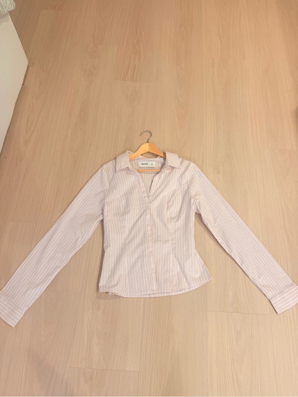 Hollister Light Pink and White Striped Button-Down Shirt - Women